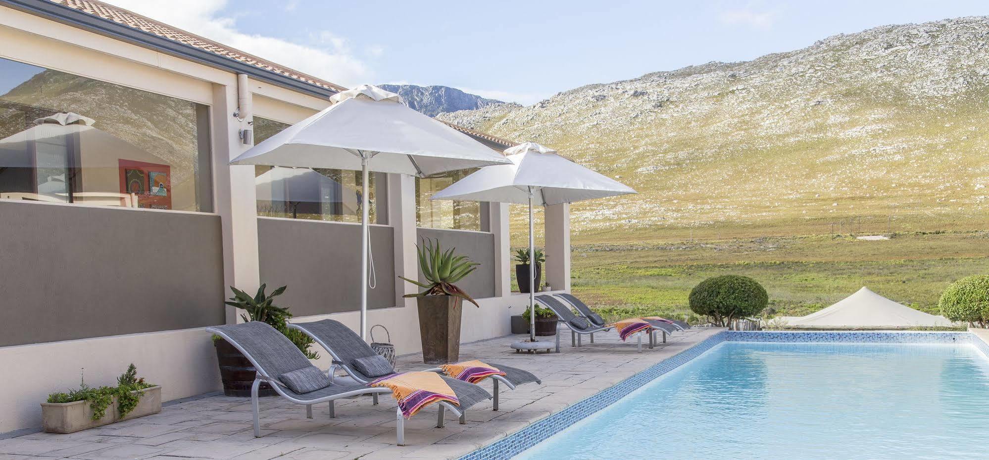 Kapensis Guesthouse Pringle Bay Buitenkant foto